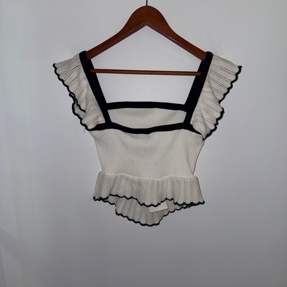 NWT Zara Women’s Contrast Ruffle Top in white with black trim, sz M - Picture 9 of 16